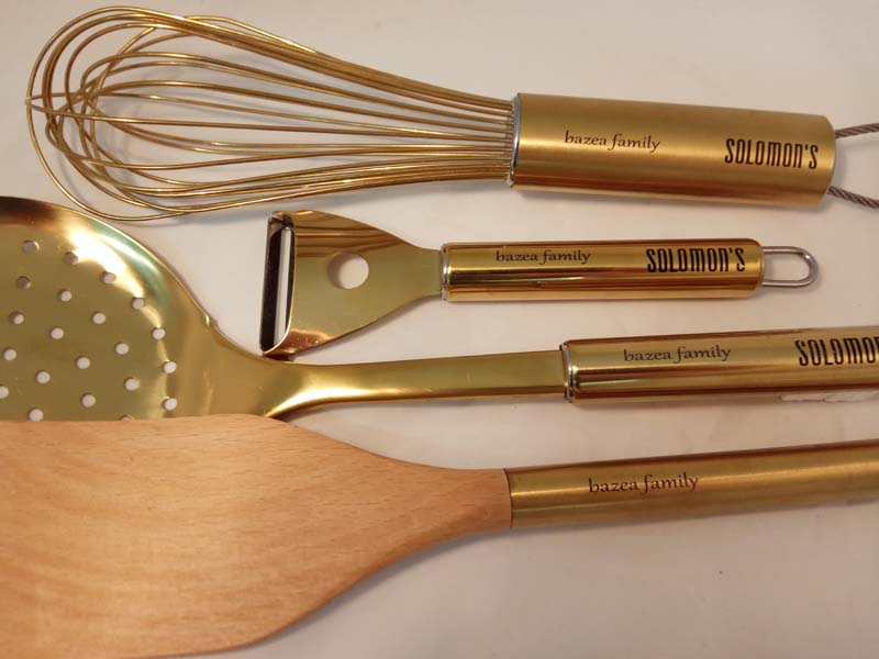 חריטת לייזר על כלי מטבח – תמונה 3