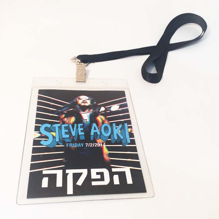 מנשא תג כיס 16.5X12.5 עם נייר מודפס ושרוך לצוואר